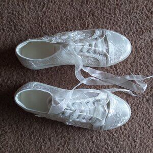 Bridal sneakers